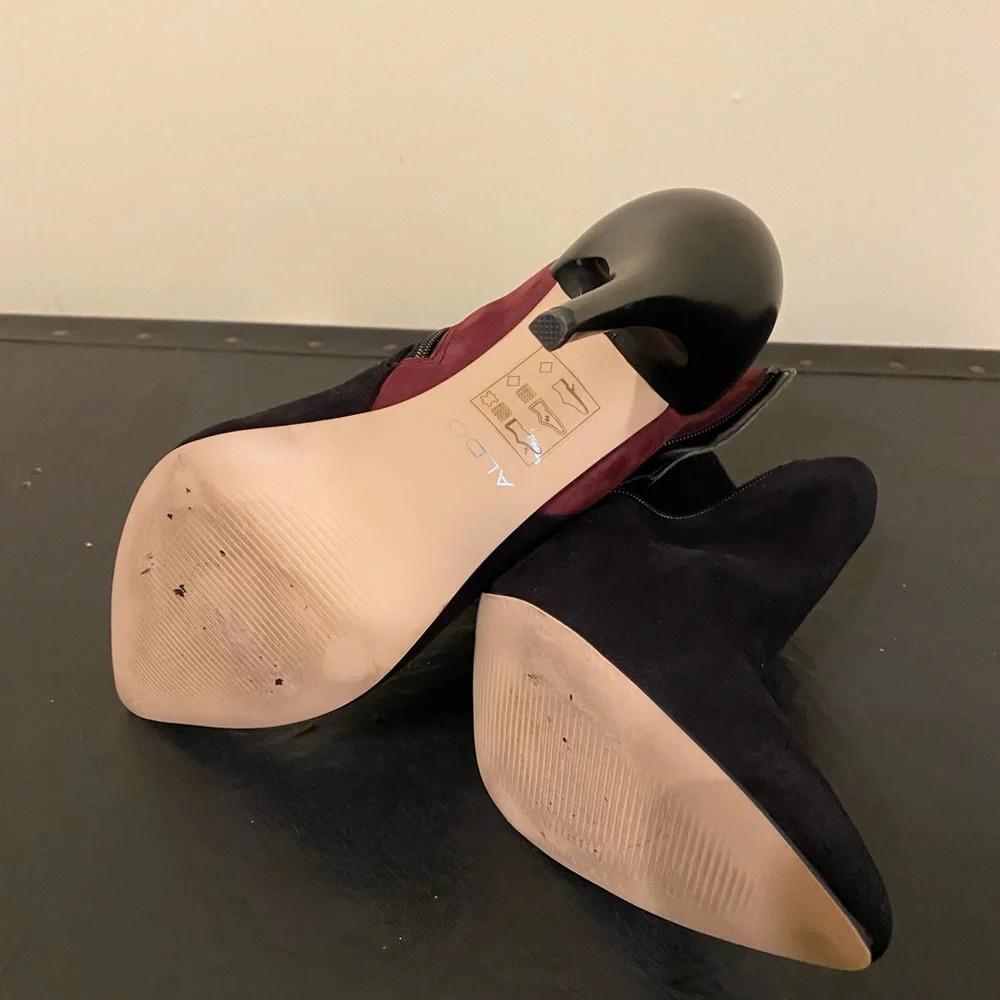 Aldo Women’s Pointed Toe Leather Ankle Booties Size 8 Black/Burgundy. - Picture 9 of 12
